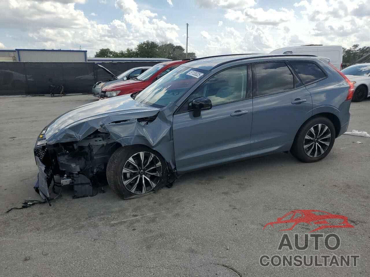 VOLVO XC60 PLUS 2024 - YV4L12RL8R1830216