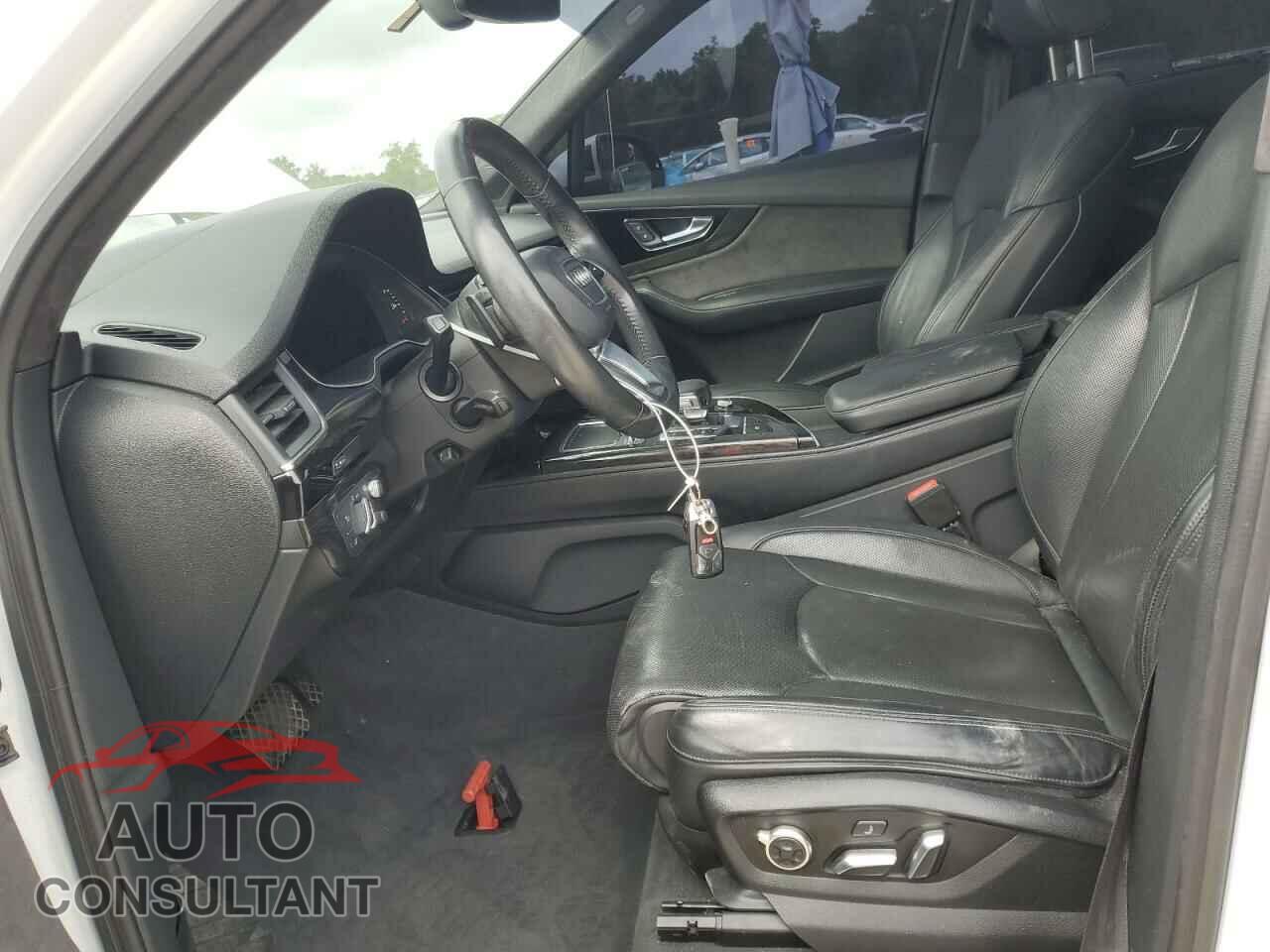 AUDI Q7 2017 - WA1VAAF74HD039170