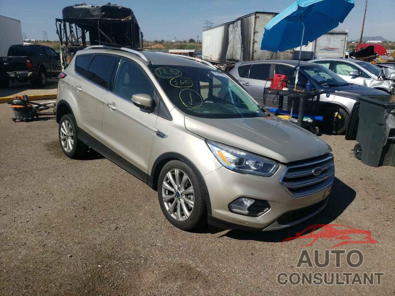 FORD ESCAPE 2017 - 1FMCU9J99HUC51389