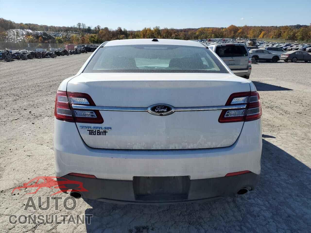 FORD TAURUS 2015 - 1FAHP2D87FG199175