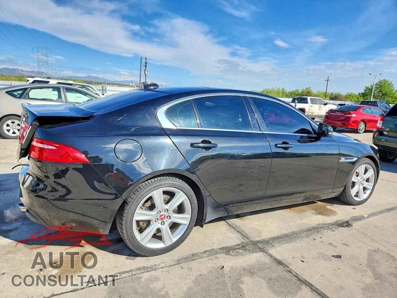 JAGUAR XE 2017 - SAJAE4BG1HA968011