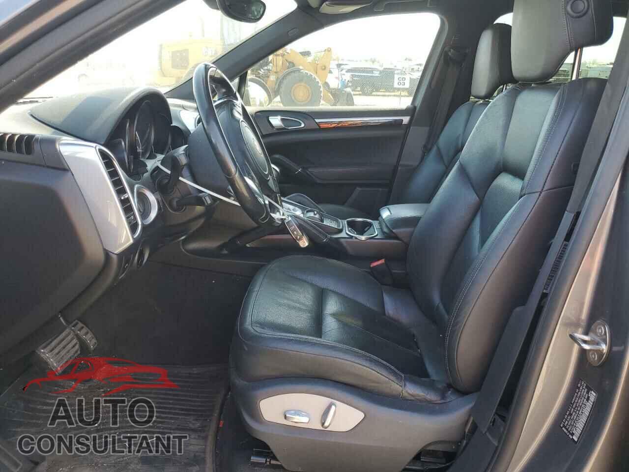 PORSCHE CAYENNE 2012 - WP1AB2A20CLA42132
