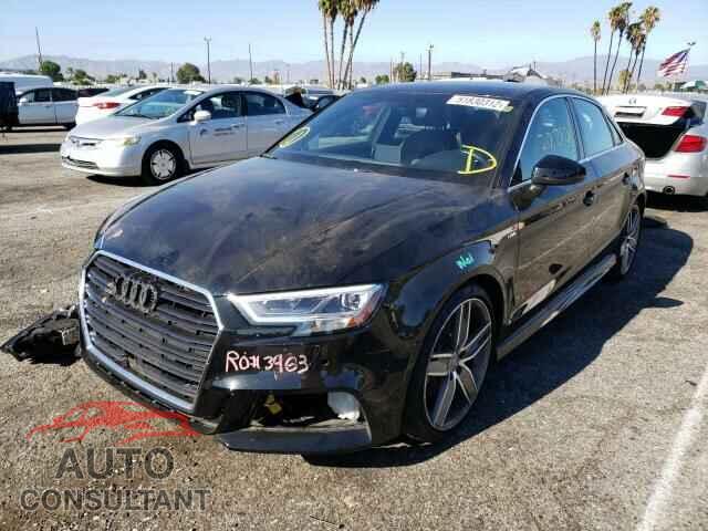 AUDI A3 2019 - WAUGUGFF0KA102027