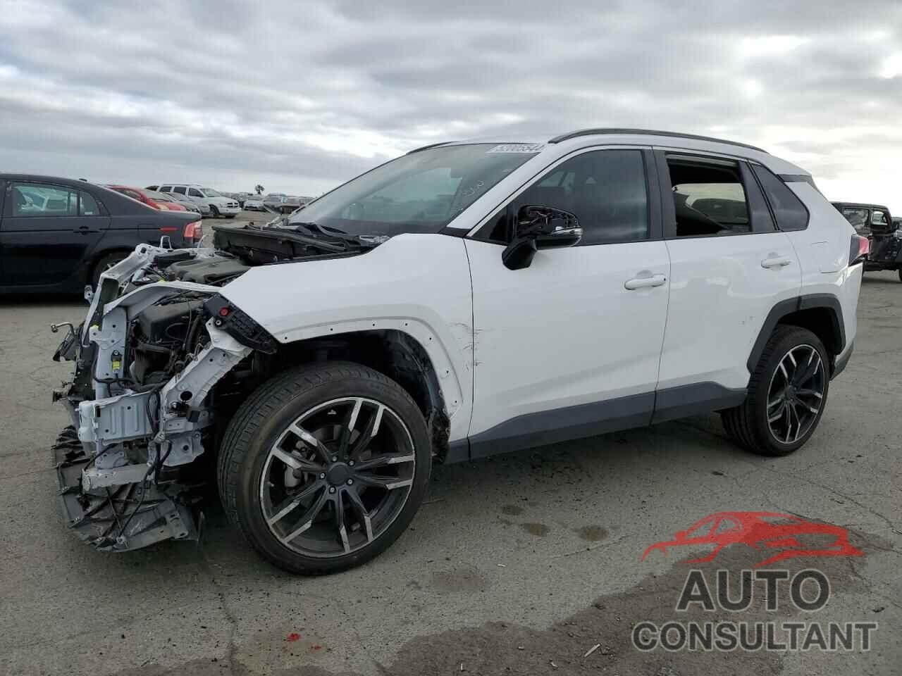 TOYOTA RAV4 2021 - 2T3K1RFV8MW141607