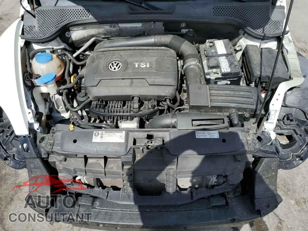 VOLKSWAGEN BEETLE 2017 - 3VWT17AT4HM815173