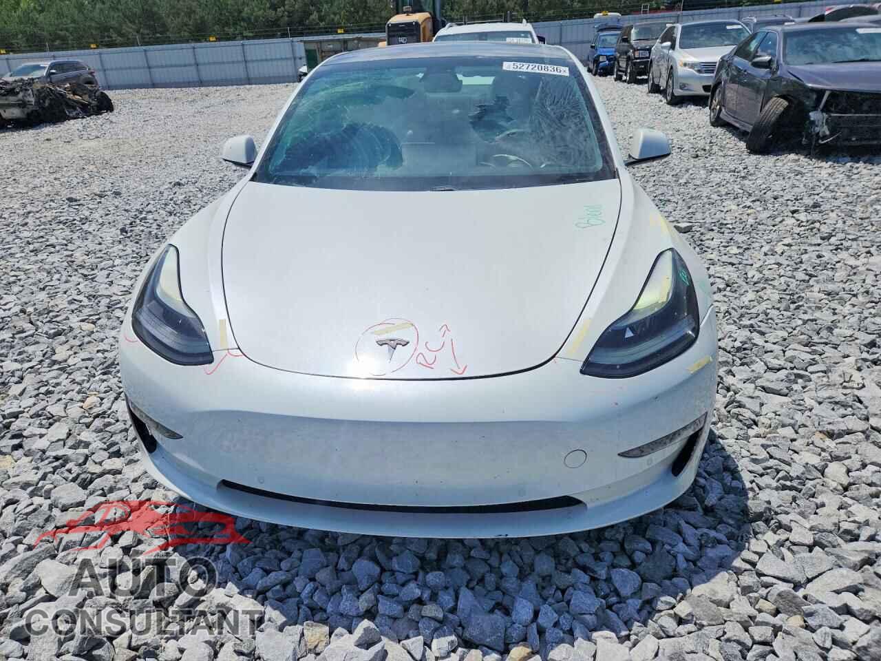 TESLA MODEL 3 2021 - 5YJ3E1EA4MF877927
