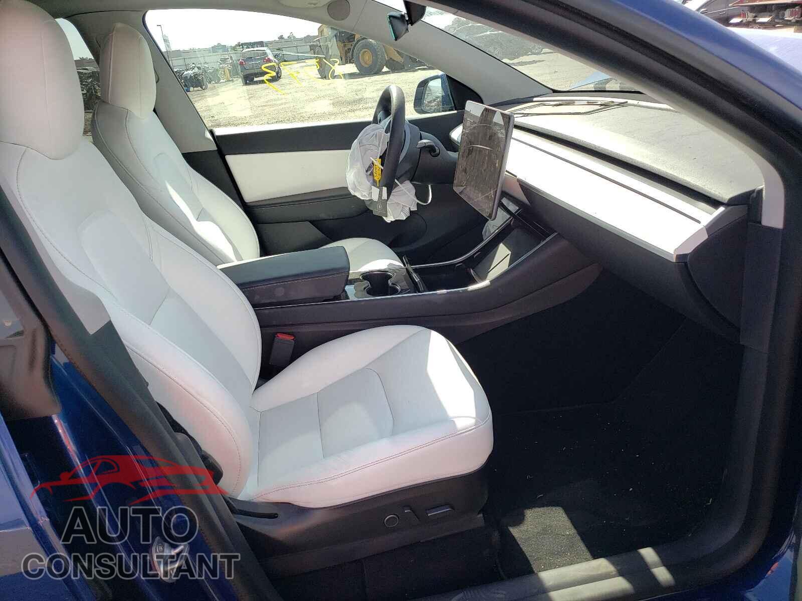 TESLA MODEL Y 2021 - 5YJYGDED6MF109085