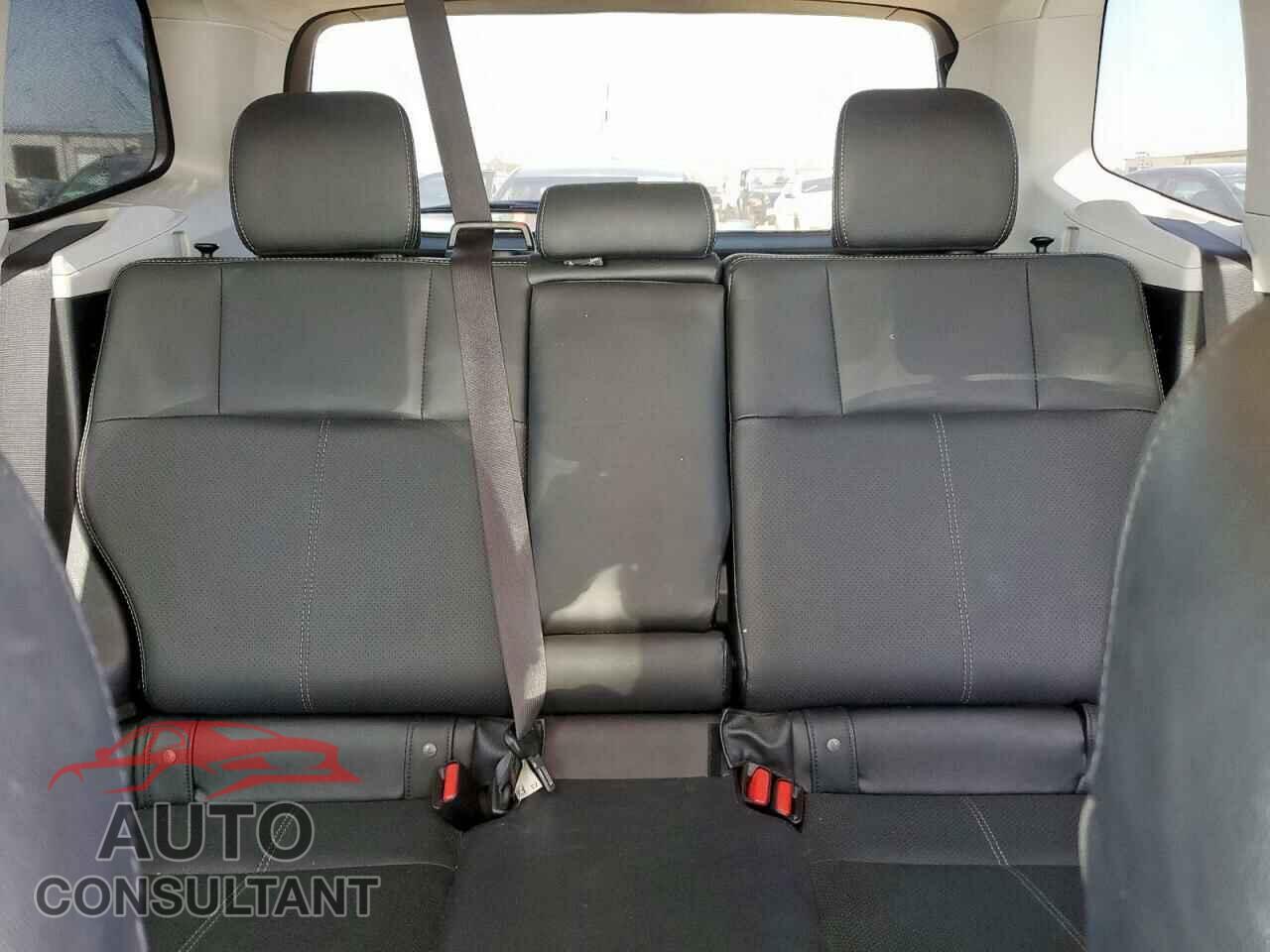 SUBARU FORESTER 2017 - JF2SJGTC8HH449350