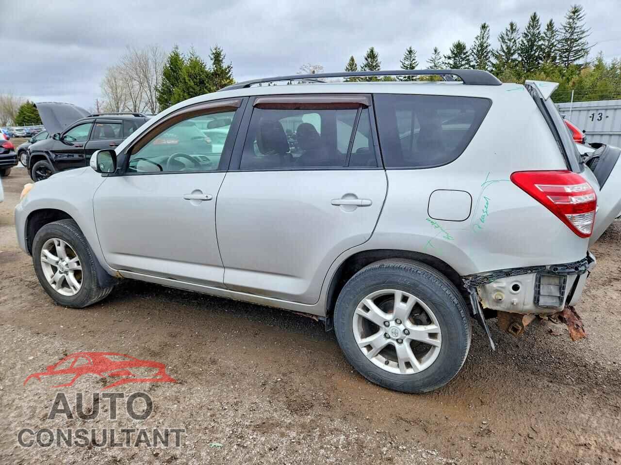 TOYOTA RAV4 2011 - 2T3BF4DV3BW169402