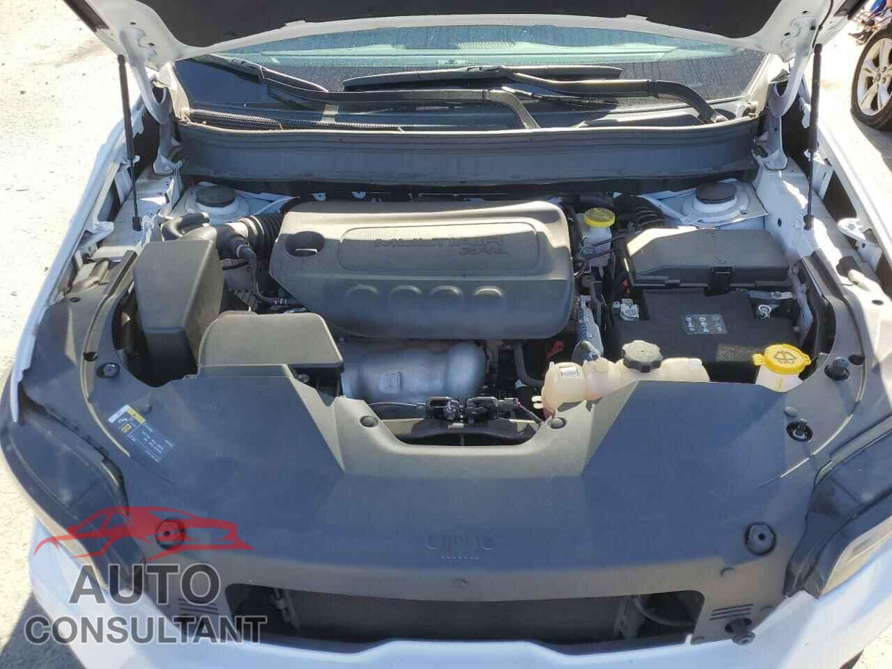 JEEP GRAND CHER 2019 - 1C4PJMLB2KD438465
