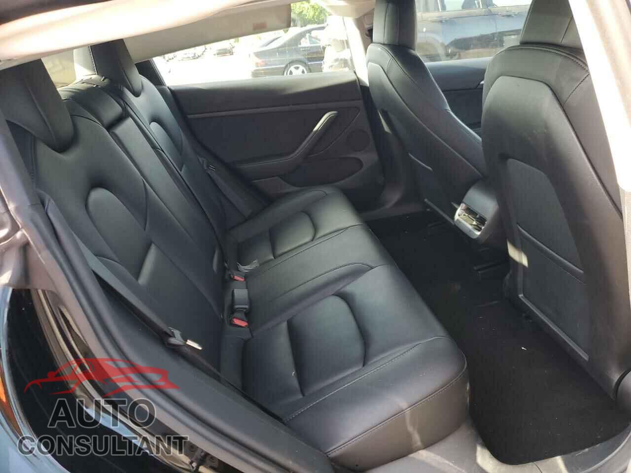 TESLA MODEL 3 2023 - 5YJ3E1EA7PF457633