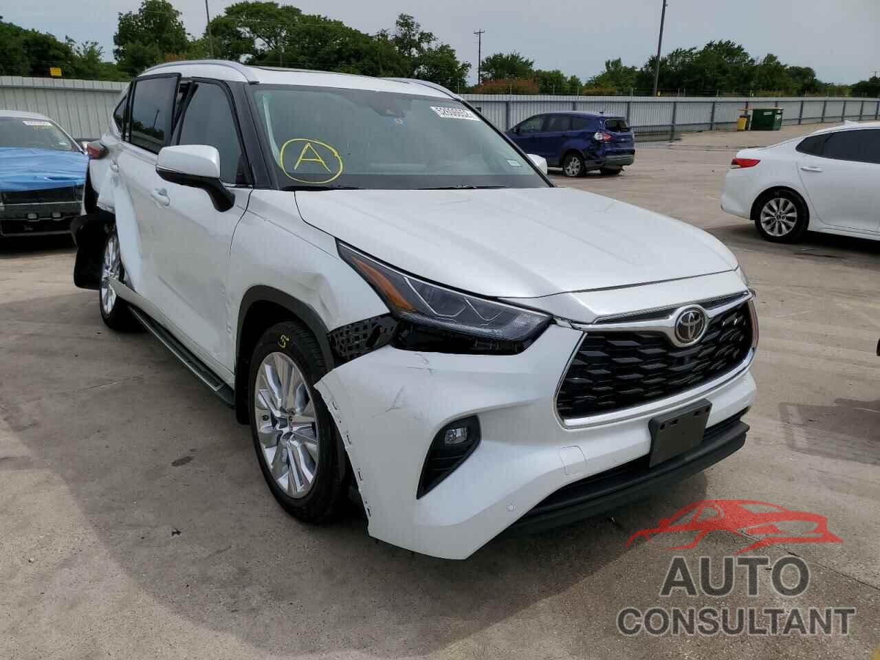 TOYOTA HIGHLANDER 2022 - 5TDYZRAHXNS094409