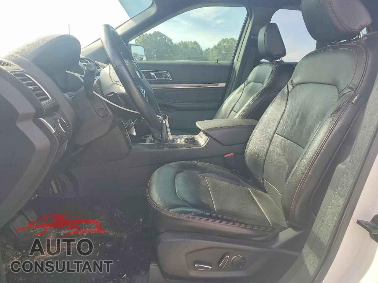 FORD EXPLORER 2018 - 1FM5K8GT3JGB51434
