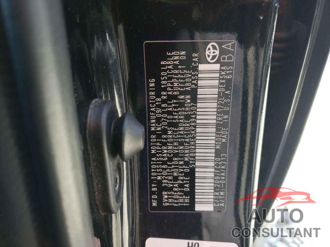 TOYOTA COROLLA 2019 - 5YFBURHE5KP894507
