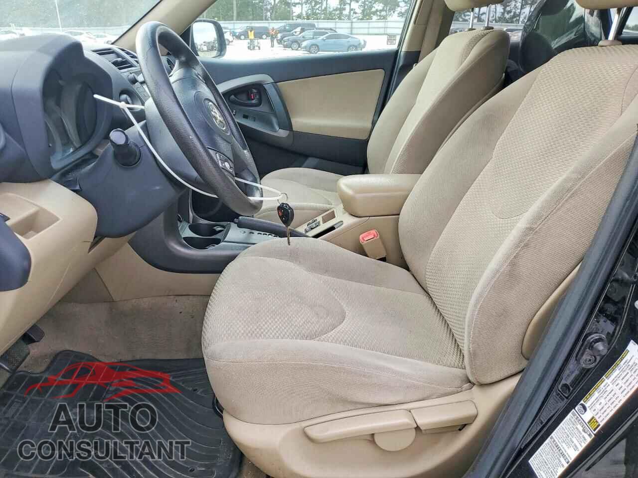 TOYOTA RAV4 BASE 2011 - 2T3BF4DV9BW153818