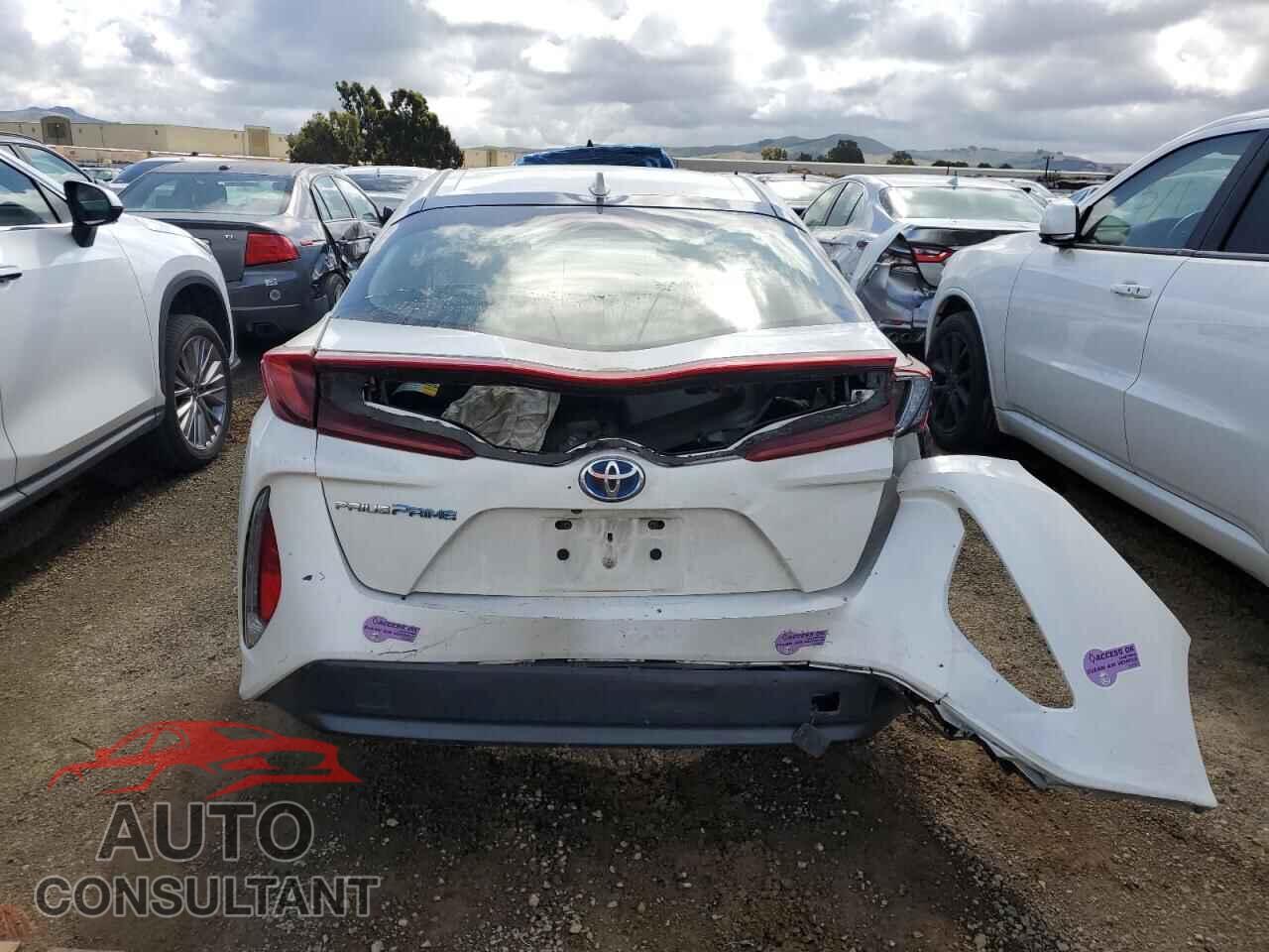TOYOTA PRIUS 2019 - JTDKARFP9K3111145