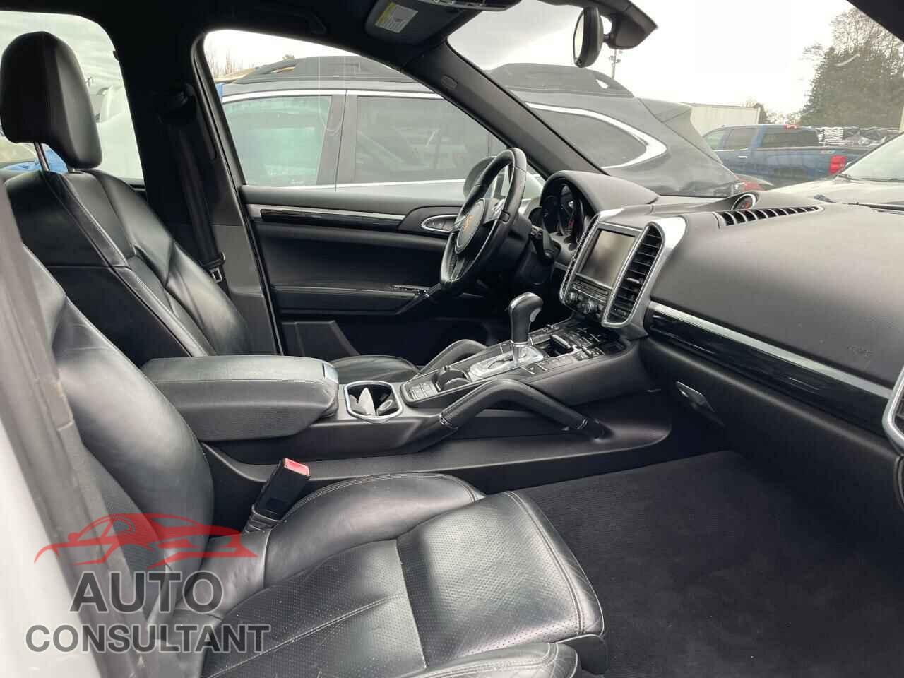 PORSCHE CAYENNE 2013 - WP1AF2A29DLA25237