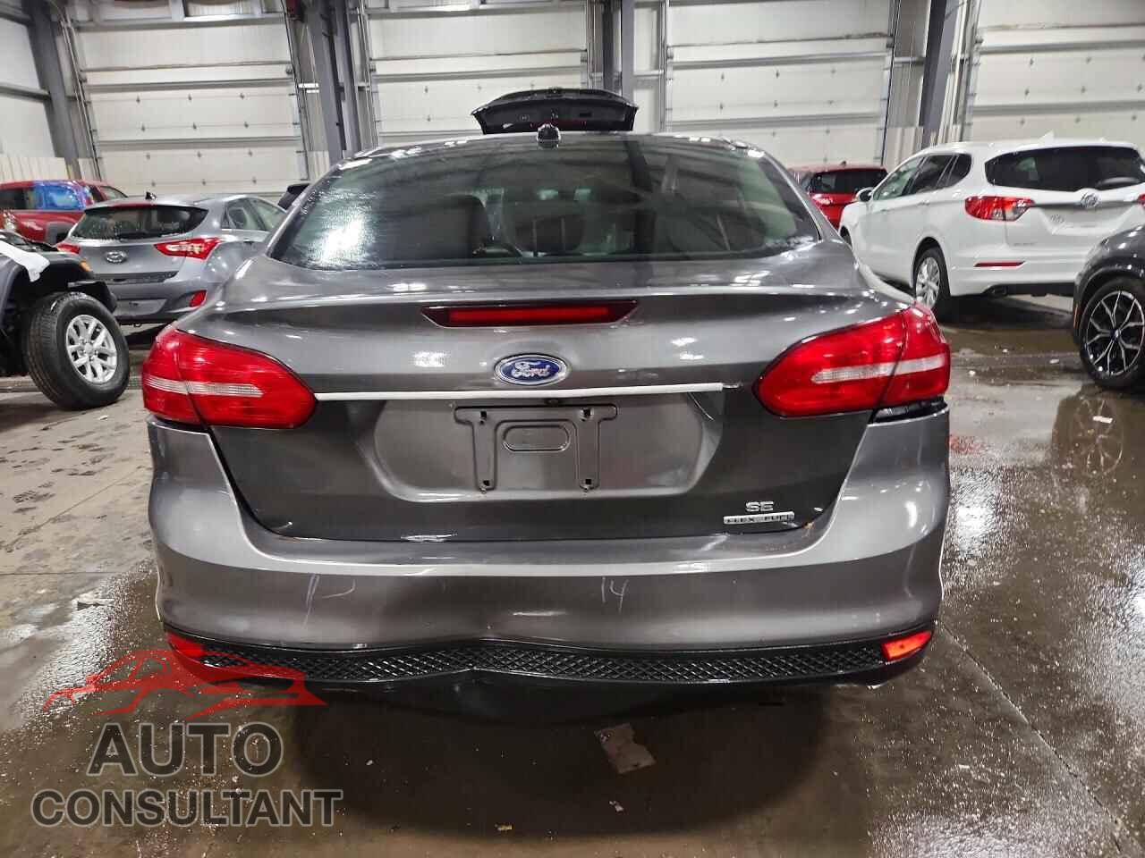 FORD FOCUS 2016 - 1FADP3F22GL221198