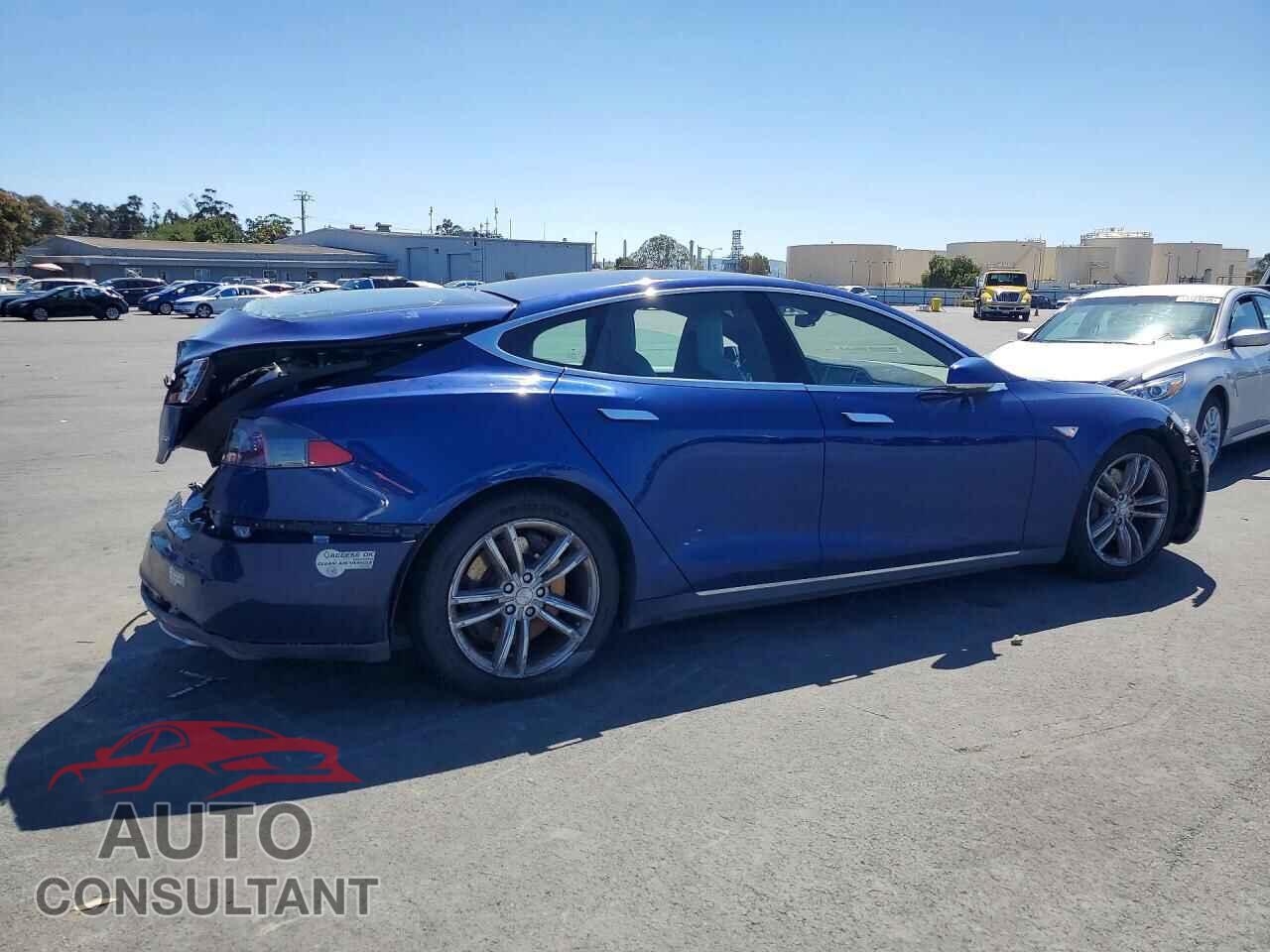 TESLA MODEL S 2015 - 5YJSA1E20FF116413