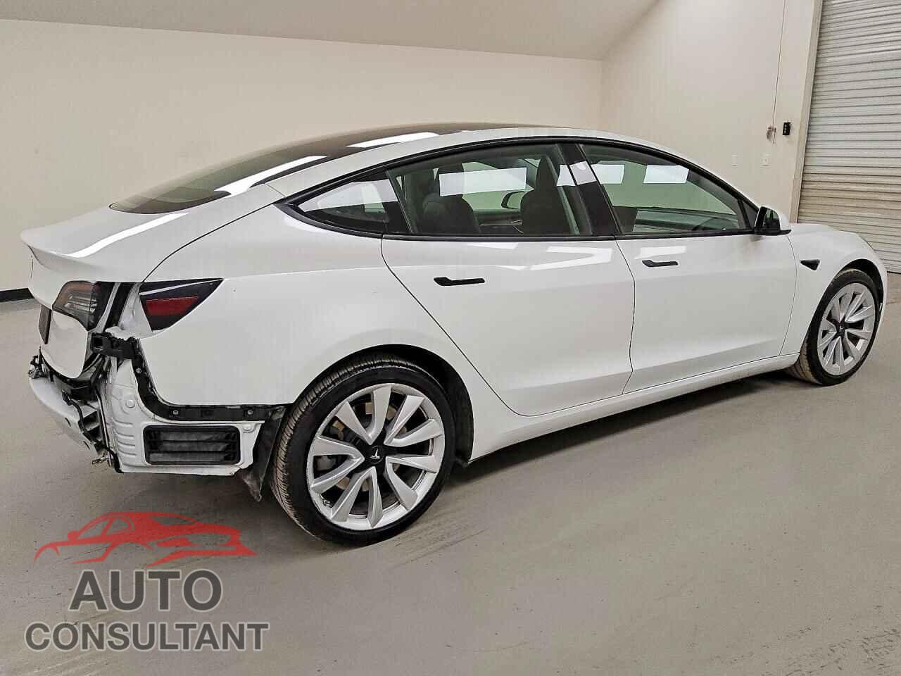 TESLA MODEL 3 2022 - 5YJ3E1EA0NF288259