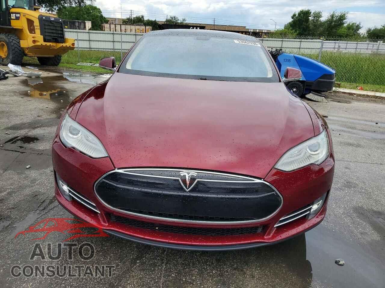 TESLA MODEL S 2012 - 5YJSA1DP7CFS00687