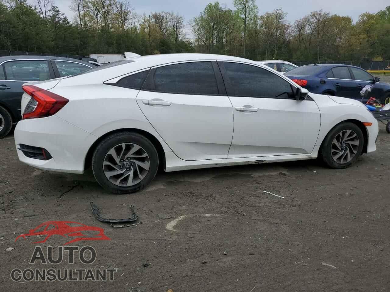 HONDA CIVIC 2018 - 2HGFC2F72JH501729