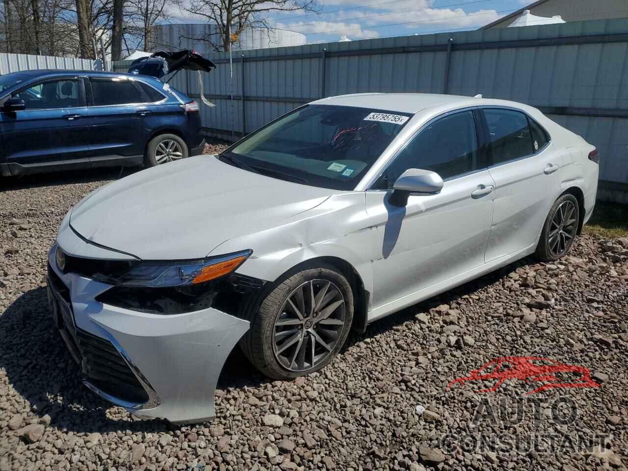 TOYOTA CAMRY 2023 - 4T1F11BK1PU099230