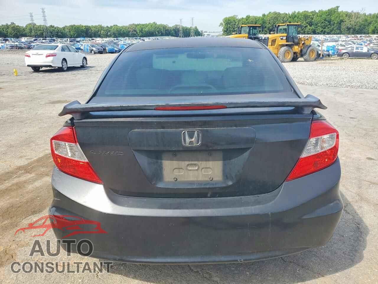 HONDA CIVIC 2012 - 2HGFB2F52CH559232