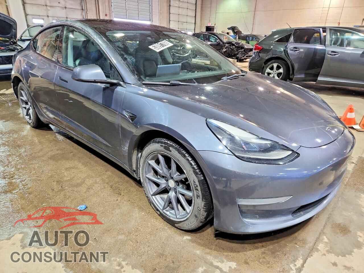 TESLA MODEL 3 2023 - 5YJ3E1EA0PF457845