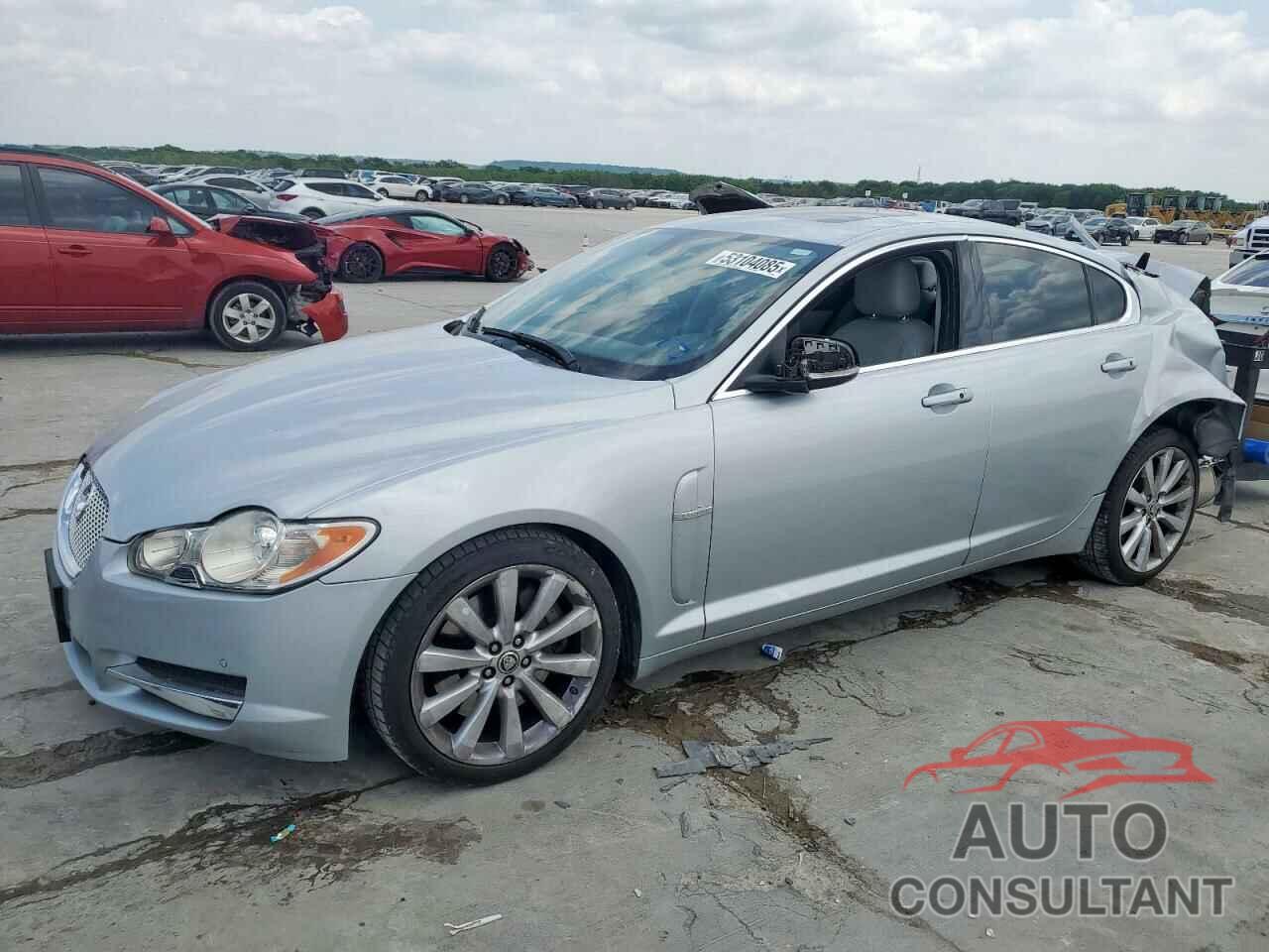 JAGUAR XF 2011 - SAJWA0GB1BLR82462