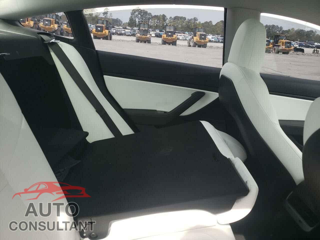 TESLA MODEL 3 2018 - 5YJ3E1EBXJF100415