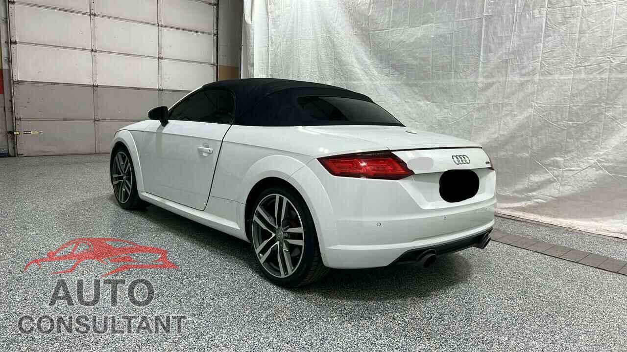 AUDI TT 2016 - TRUT5CFV1G1013109