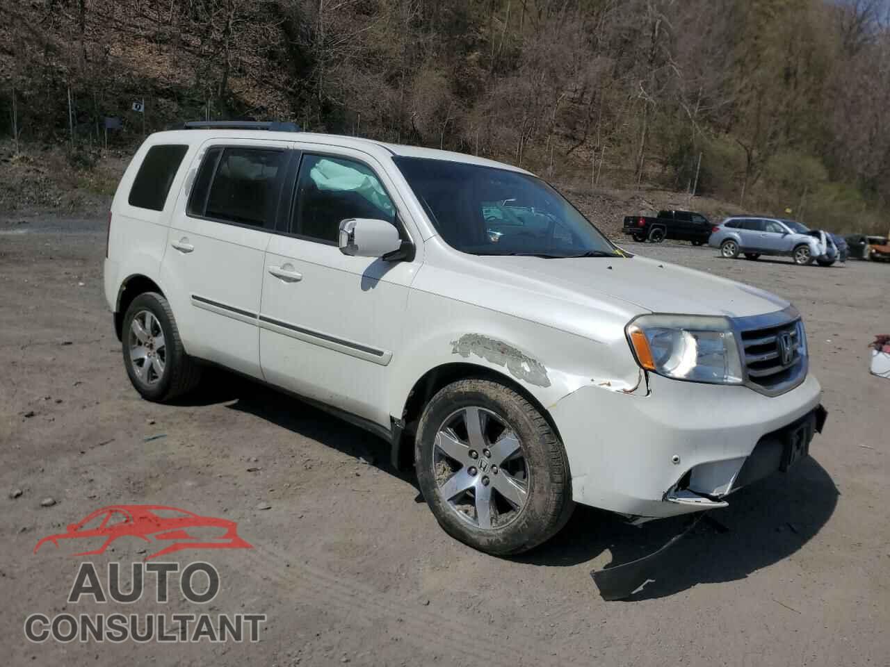 HONDA PILOT 2013 - 5FNYF4H98DB066086