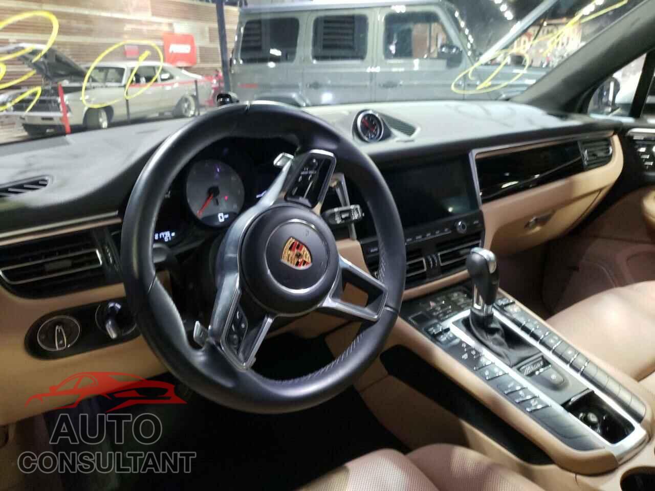 PORSCHE MACAN 2019 - WP1AB2A52KLB33282