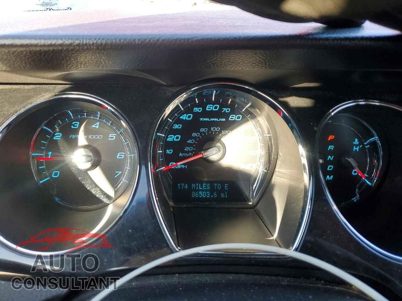 FORD TAURUS 2010 - 1FAHP2FW2AG128826