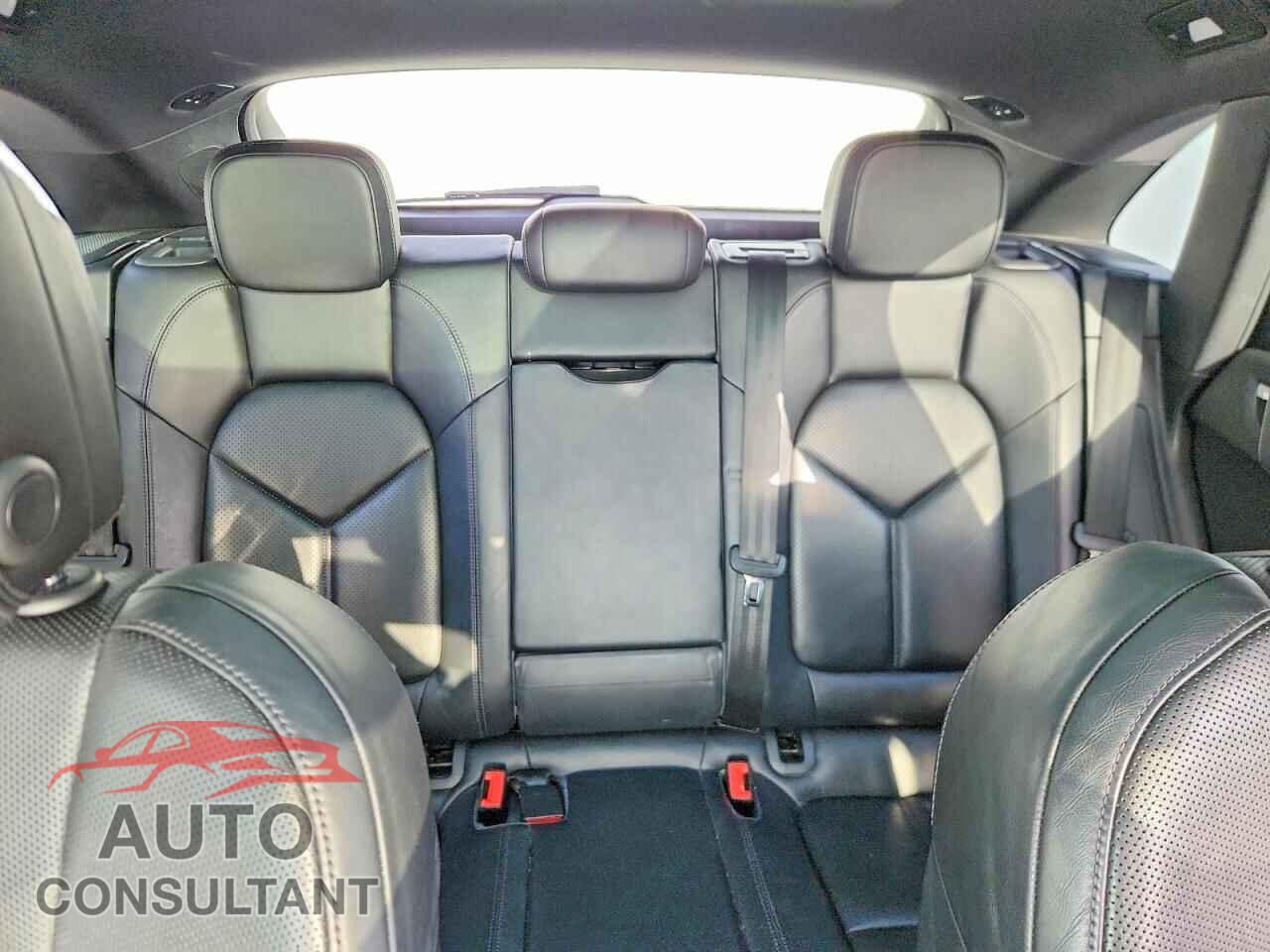 PORSCHE MACAN 2016 - WP1AB2A54GLB56652