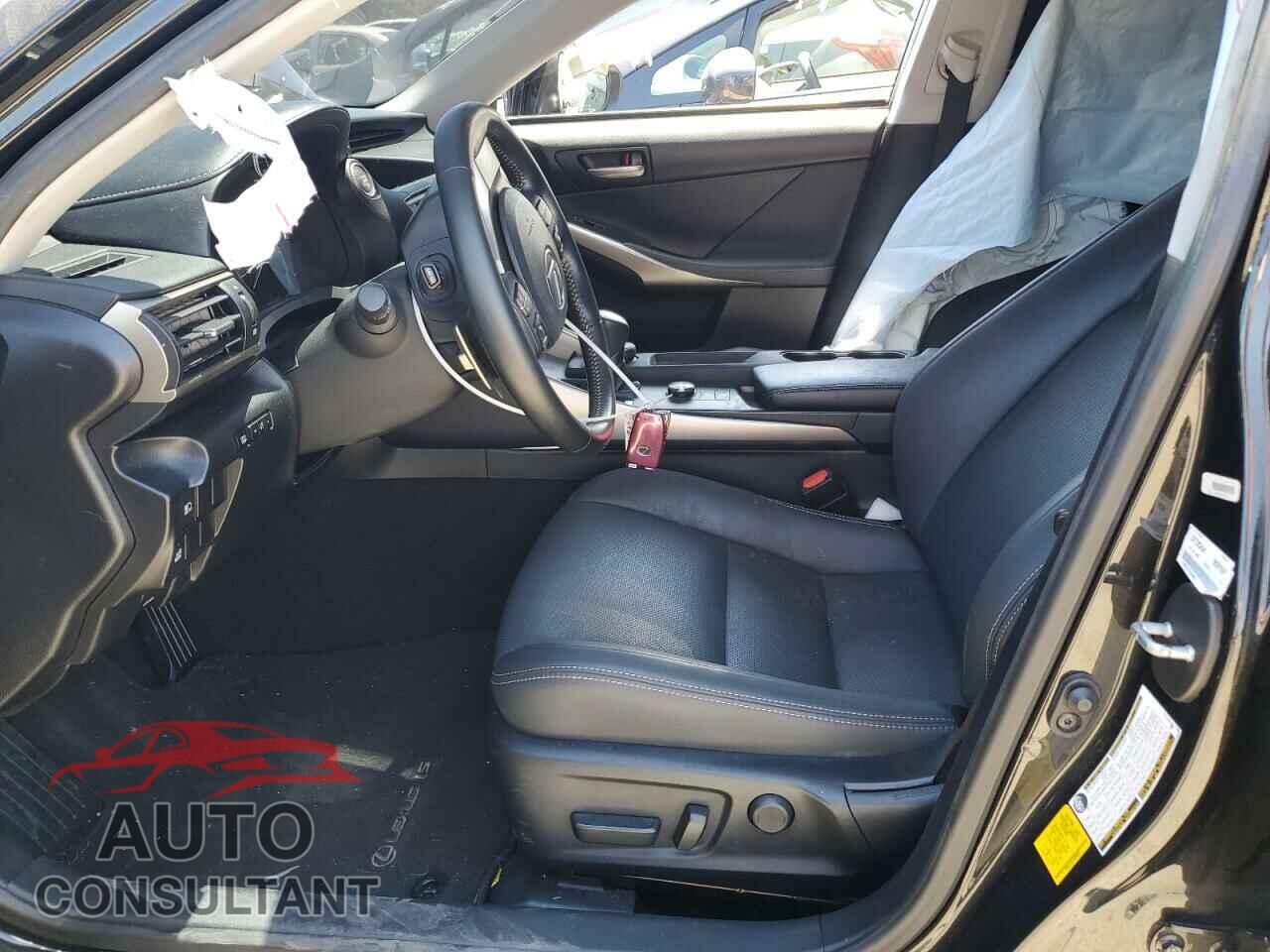 LEXUS IS 2019 - JTHBA1D27K5098052