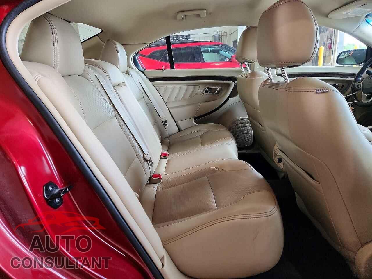 FORD TAURUS 2015 - 1FAHP2F80FG110818