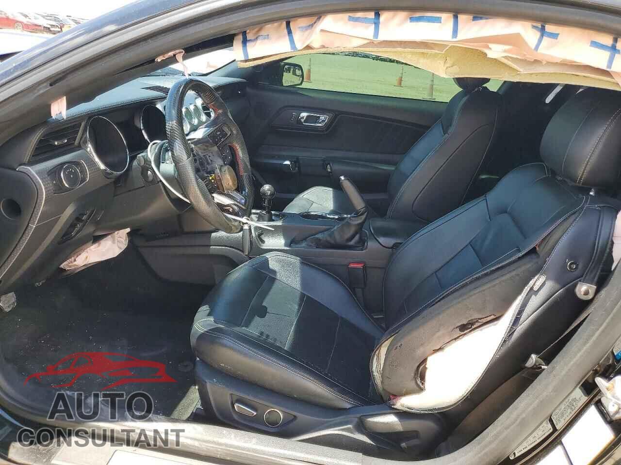 FORD MUSTANG 2015 - 1FA6P8CF3F5423242