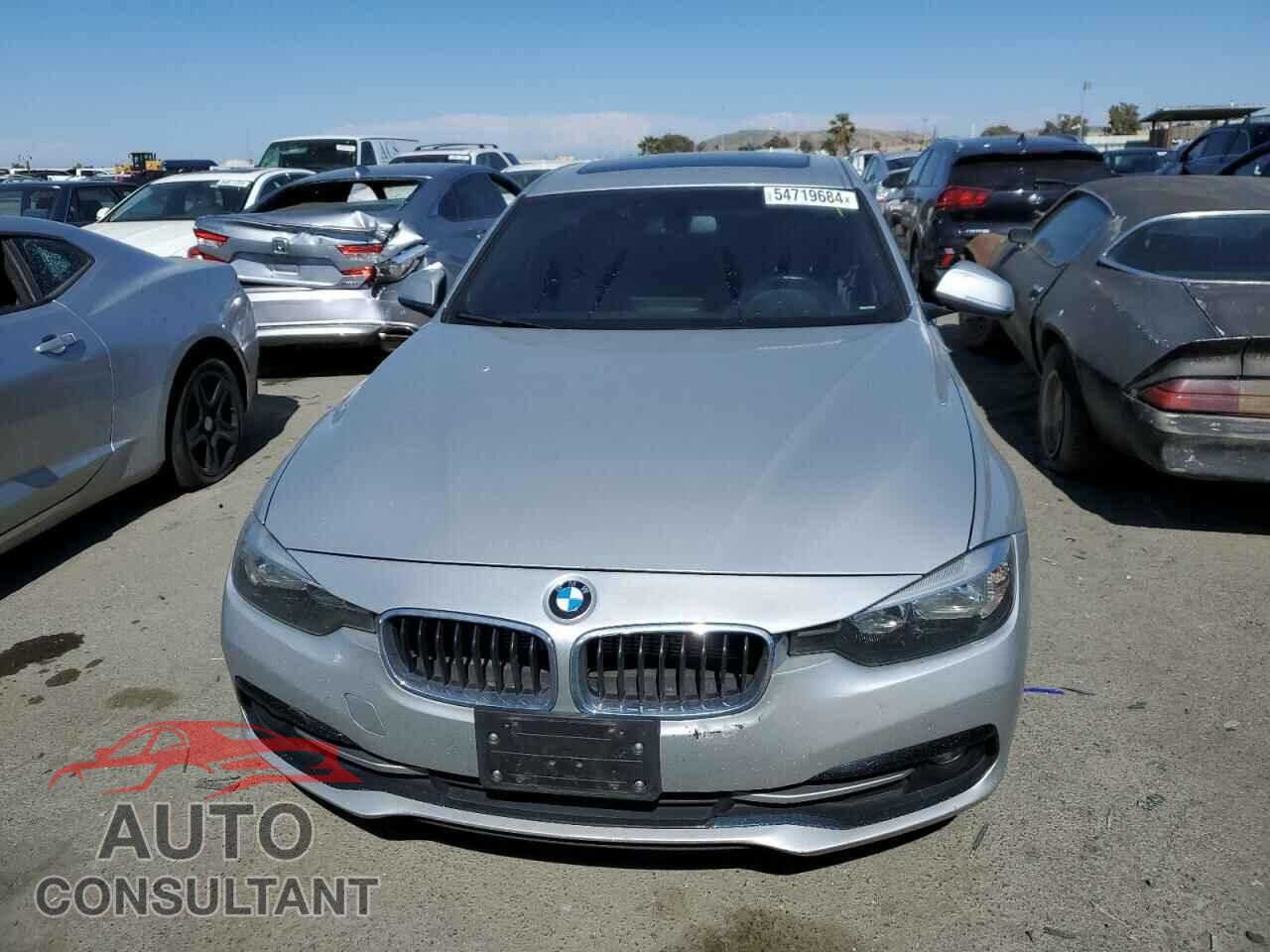 BMW 3 SERIES 2016 - WBA8E9G52GNU29709