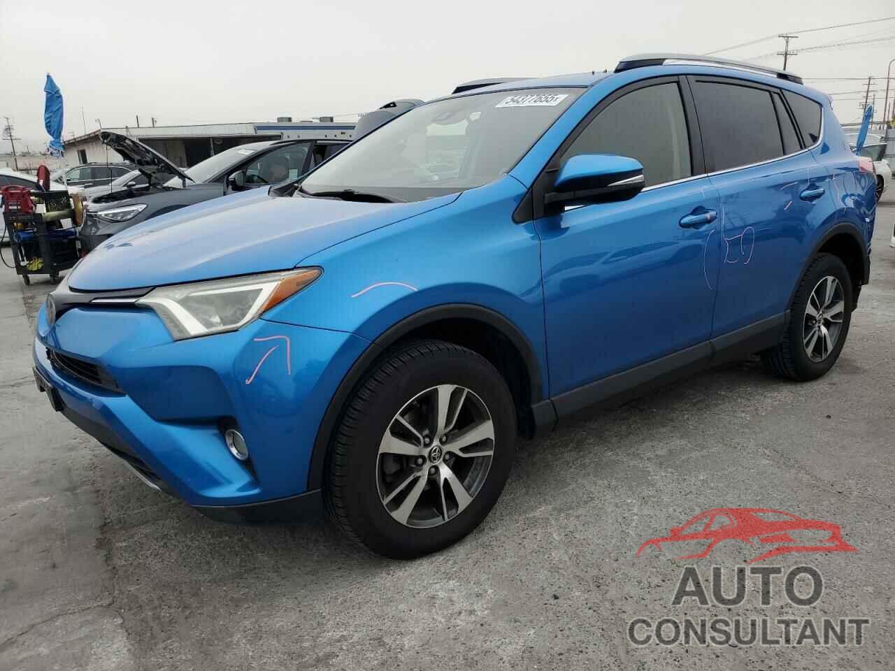 TOYOTA RAV4 2017 - JTMWFREV6HJ123583