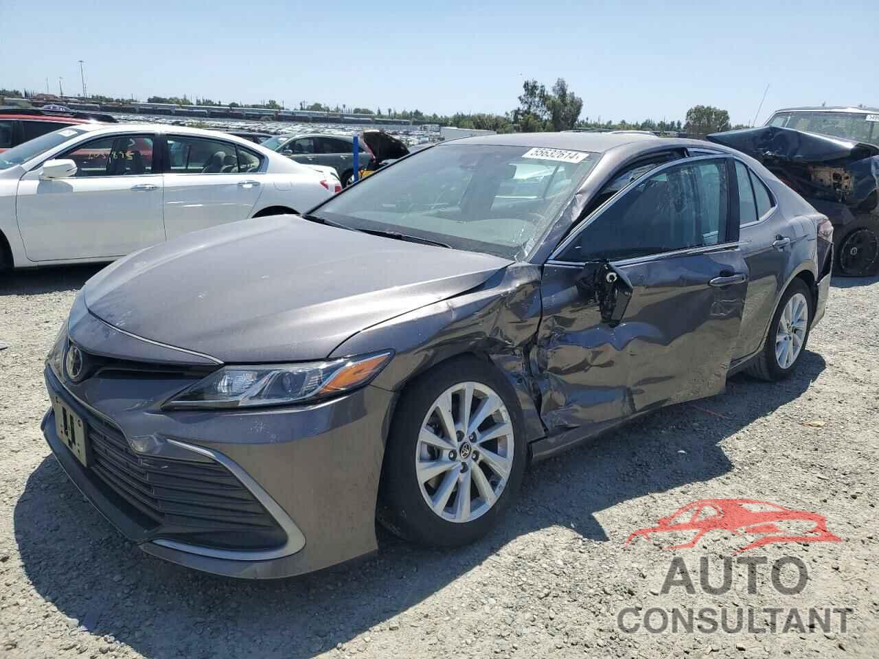 TOYOTA CAMRY 2023 - 4T1C11AK4PU758728