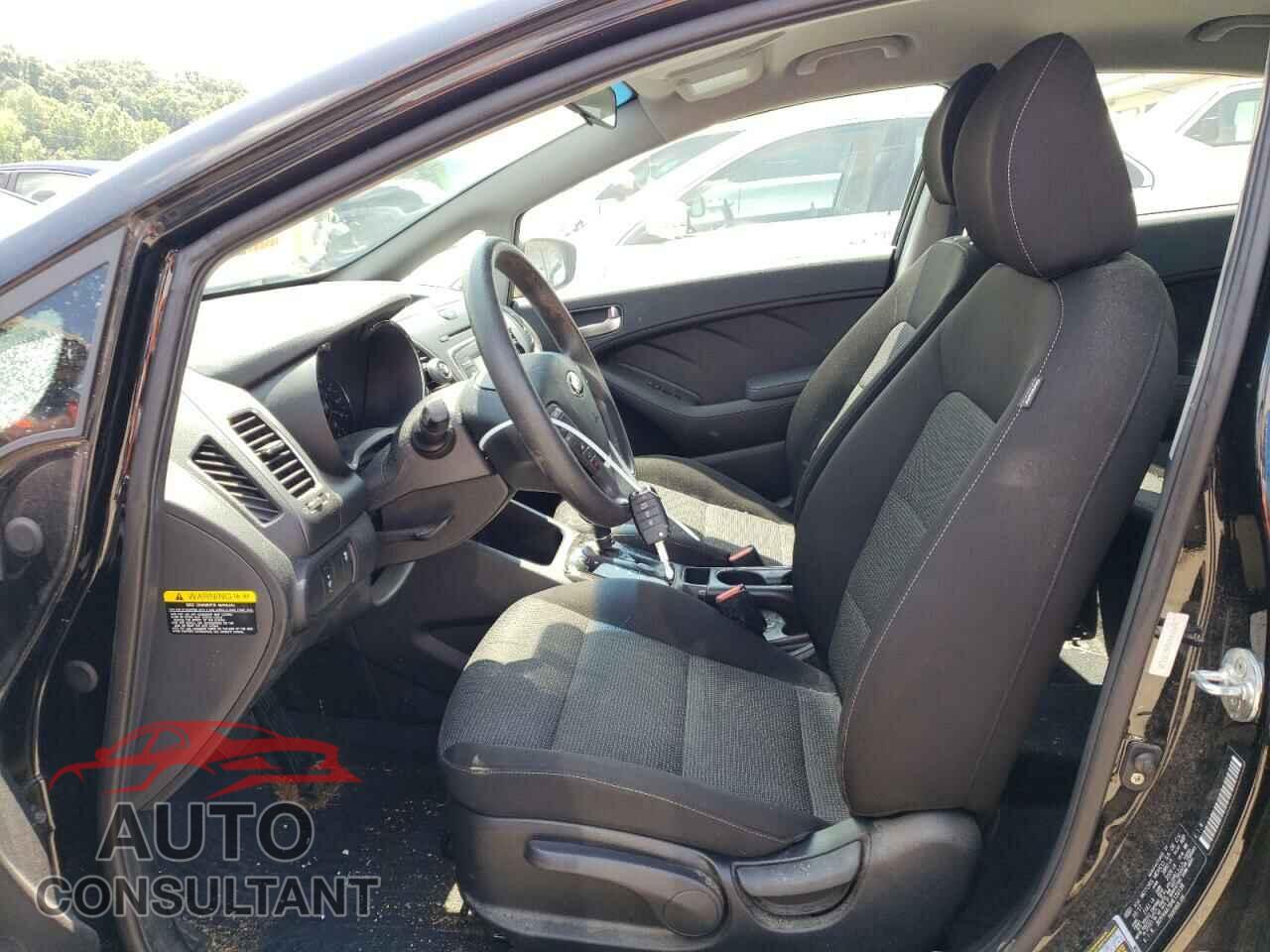 KIA FORTE 2017 - 3KPFK4A76HE139138