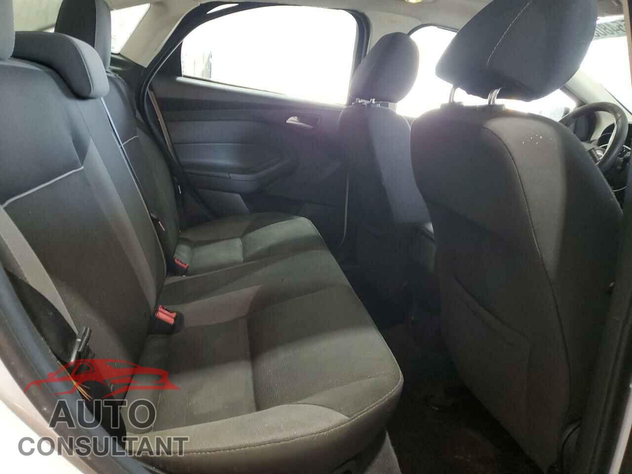 FORD FOCUS 2013 - 1FADP3F21DL378507