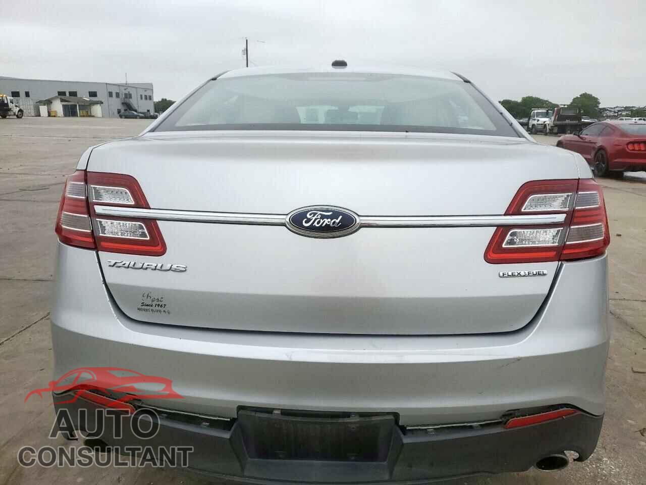 FORD TAURUS 2013 - 1FAHP2D83DG149631