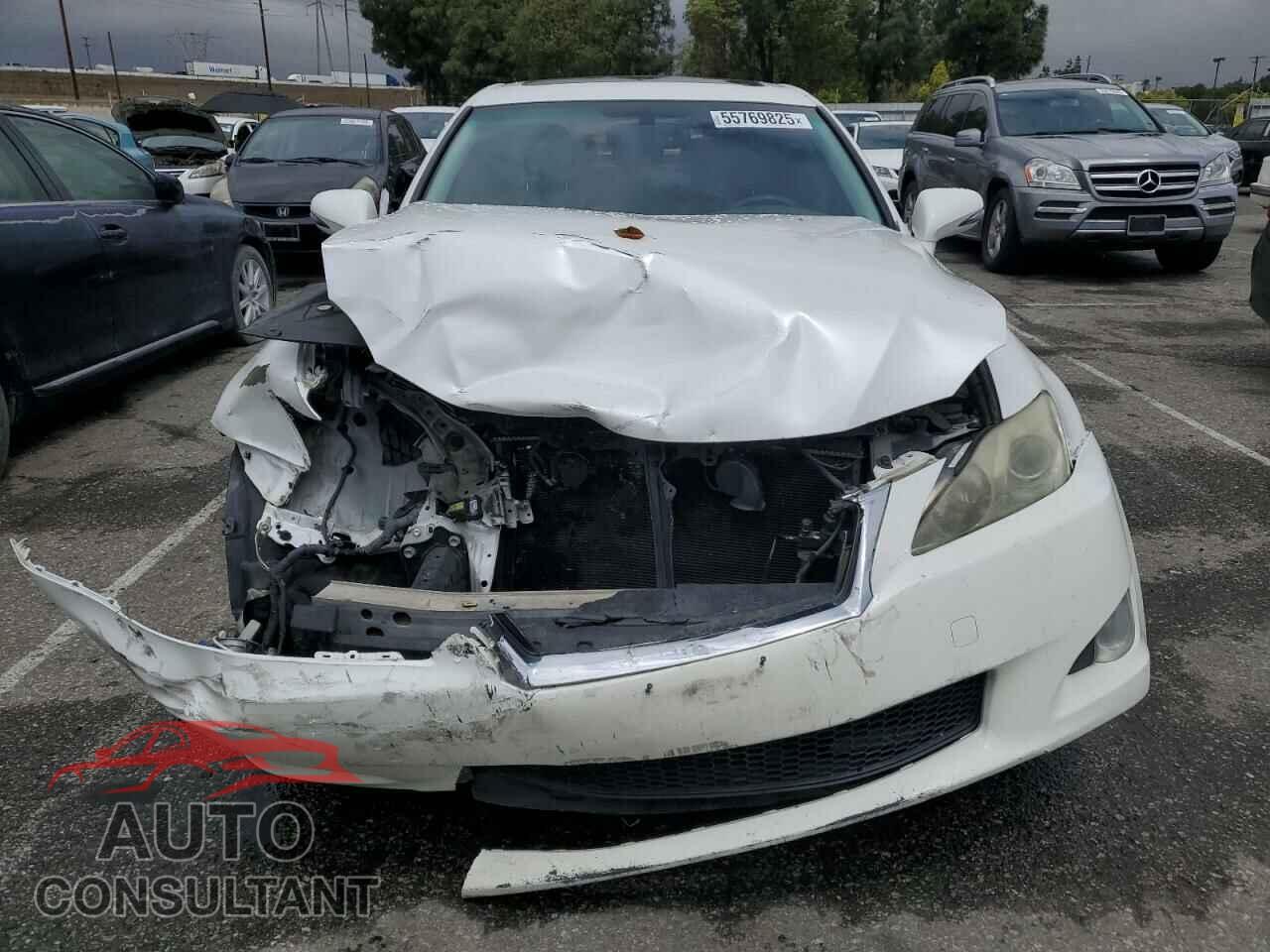LEXUS IS 2010 - JTHBF5C20A5125178