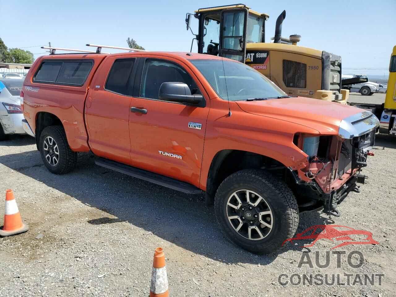 TOYOTA TUNDRA 2017 - 5TFUY5F18HX594525