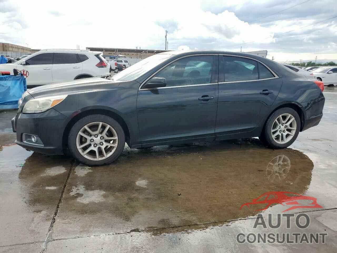 CHEVROLET MALIBU 2013 - 1G11F5RR3DF103734