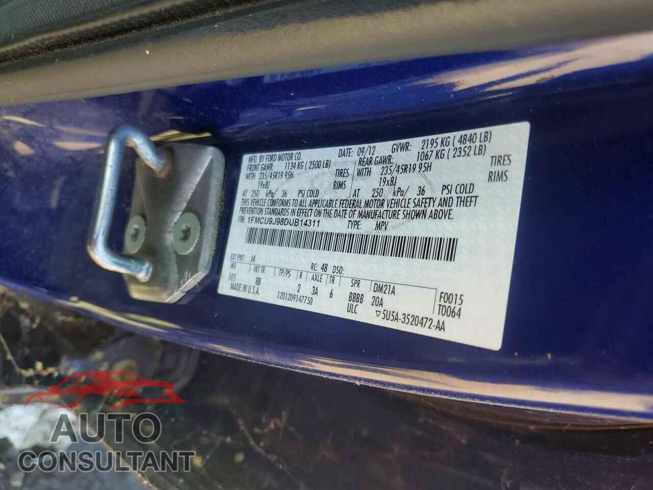 FORD ESCAPE 2013 - 1FMCU9J98DUB14311