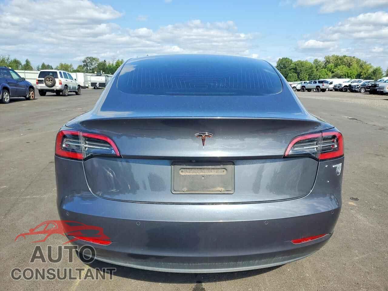 TESLA MODEL 3 2019 - 5YJ3E1EA5KF312129